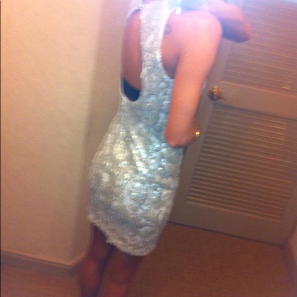 Cache Cocktail Dress - Picture 4 of 8